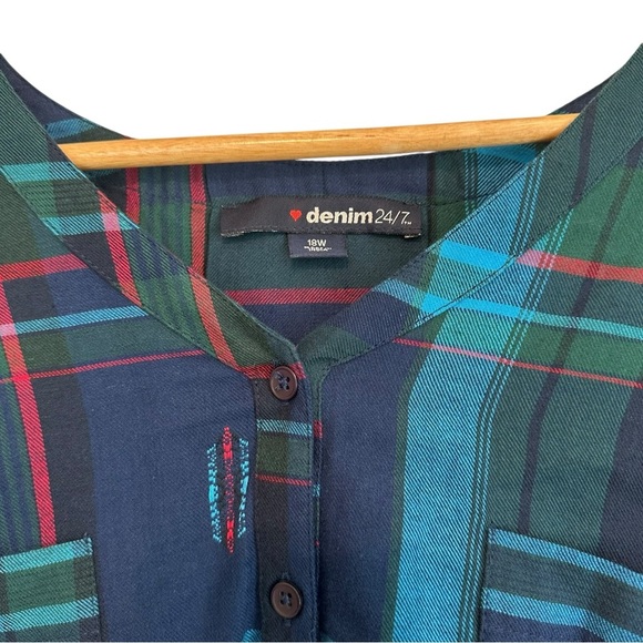 Women's 18 Wide Blue Green Plaid Casual Relaxed Cotton Button Up PLUS Blouse - Picture 2 of 4